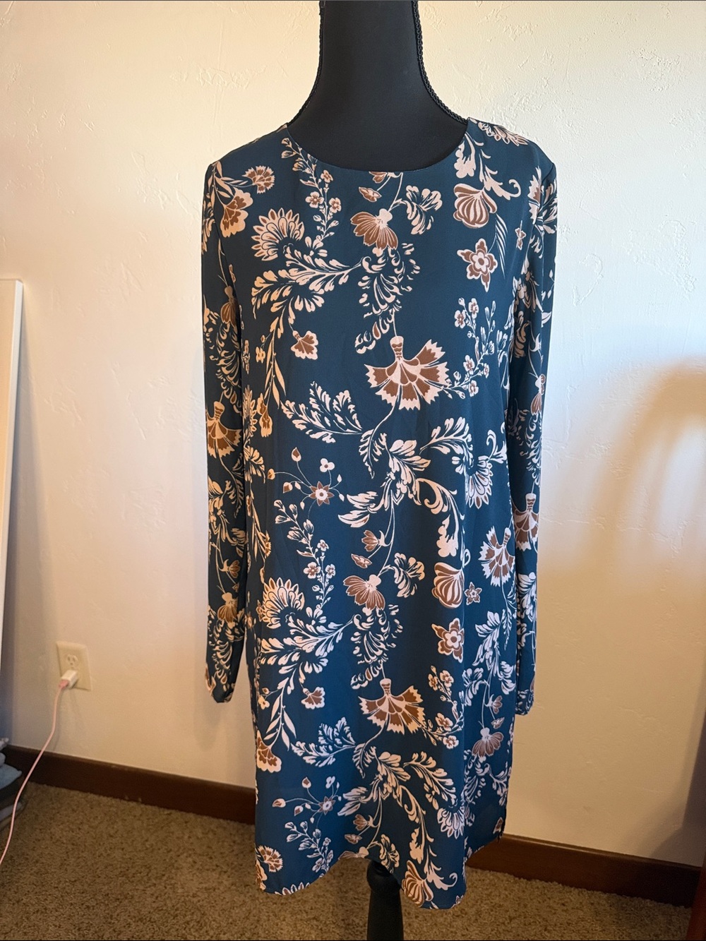 Everly Teal Floral Long-Sleeve Shift Dress